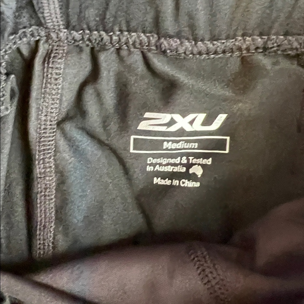 2xu Triathlon Compression Performance Shorts With… - image 2